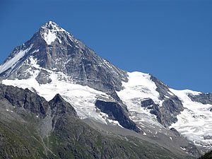 Гора Дан-Бланш (Dent Blanche): 4 357 м