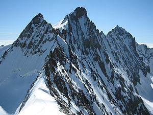 Гора Штеккнадельхорн (Stecknadelhorn): 4 241 м