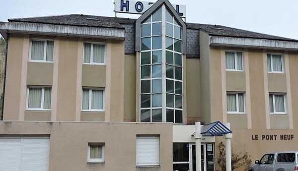 Отель Hôtel du Pont Neuf 2* (Флорак, Франция)