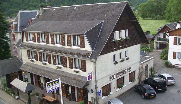 Отель Hôtel La Rencluse 2* (Баньер-де-Люшон, Франция)