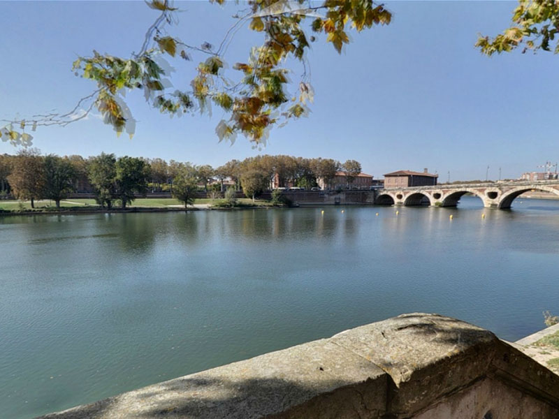 Гаронна (Garonne) в городке Мюре (Muret)