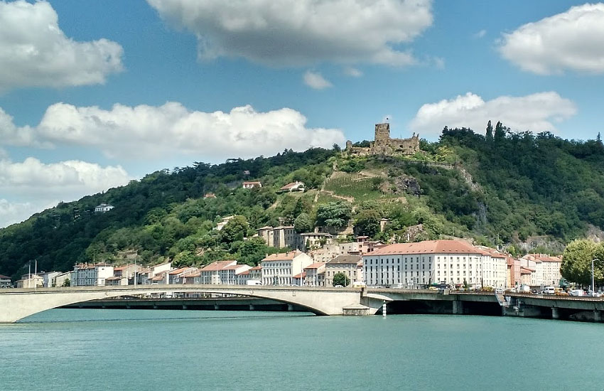 Река Рона (Rhone)