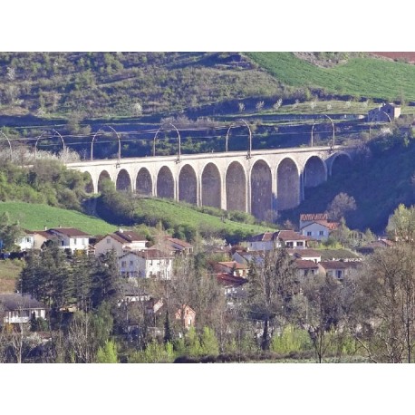 Виадук в Агессаке (Viaduc ferroviaire d'Aguessac)