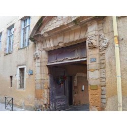 Здание отеля Сегюре (Hôtel Séguret)
