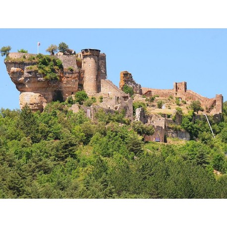 Замок Пейрелад (Château de Peyrelade)