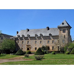Замок Гард в Саль-ла-Сурс  (Château de la Garde de Salles-la-Source)