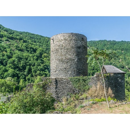 Замок Монтарналь (Château de Montarnal)
