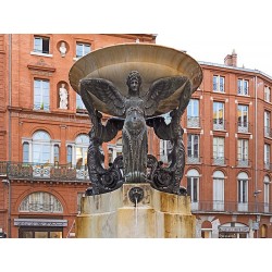 Фонтан Троицы в Тулузе  (Fontaine de la Trinité de Toulouse)