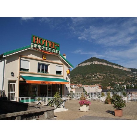 Отель Hôtel de la Capelle 2* (Мийо, Авейрон)