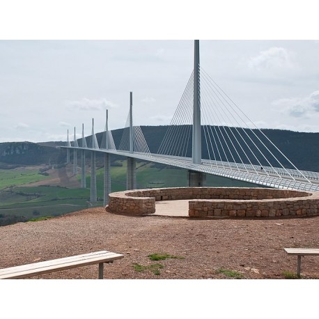 Виадук Мийо (Viaduc de Millau): Мийо, Авейрон