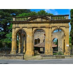 Купальница Айроль  (Lavoir de l'Ayrolle)