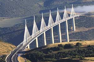 Виадук Мийо (Viaduc de Millau)