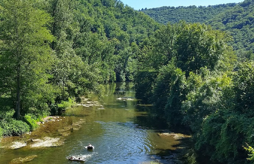 Река Вьор (Viaur) в нижнем течении